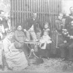 Edgar et Marthe de Livois avec leurs enfants